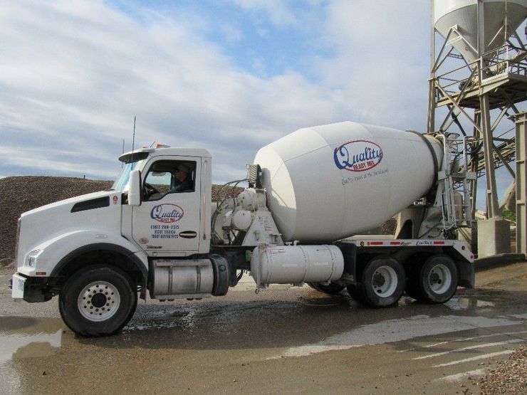 Quality Ready Mix concrete mixer truck